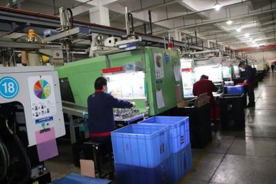 贛州經開區出臺'防疫暖企'八條政策，助力汽車配件研發企業復工復產