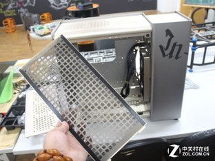 新春探訪 萬(wàn)元奢侈機(jī)箱如何在高大上工廠誕生？